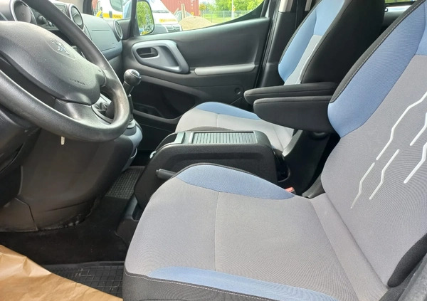 Peugeot Partner cena 29900 przebieg: 190000, rok produkcji 2014 z Zamość małe 562